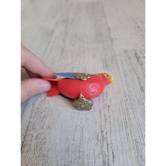 Hallmark 5 golden rings 2015 parrot bird ornament Xmas - Picture 2 of 6